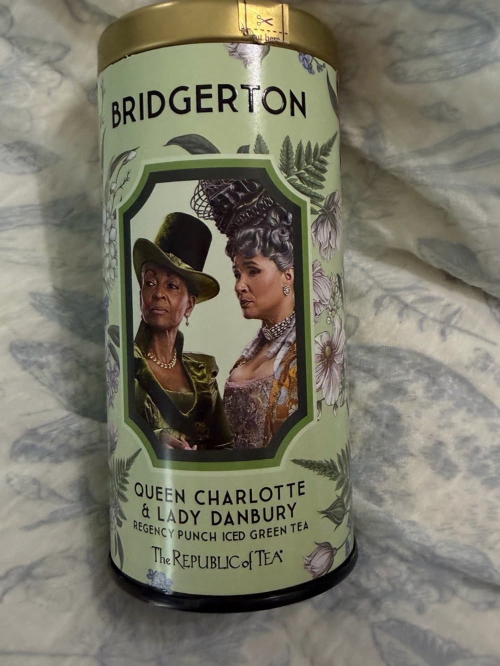Bridgerton bundle Queen Charlotte Ruby, Penelope and Lady Danbury Herbal Tea 3